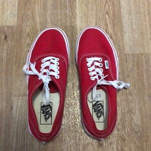 WOMEN’S VANS